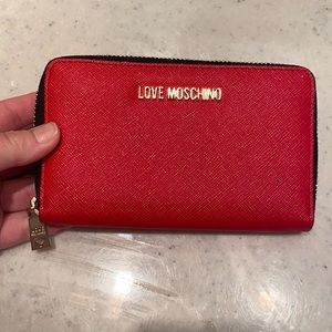 Red love moschino wallet